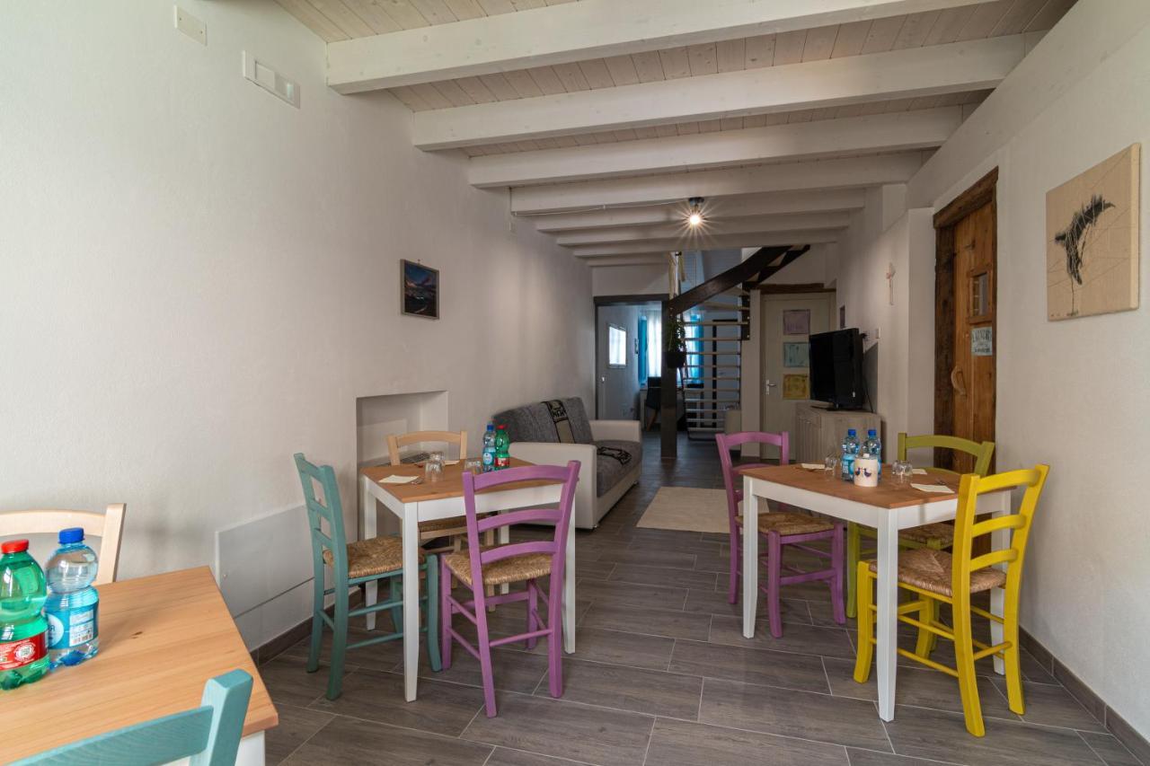 La Vecchia Dimora Bed & Breakfast Marrubiu Bagian luar foto