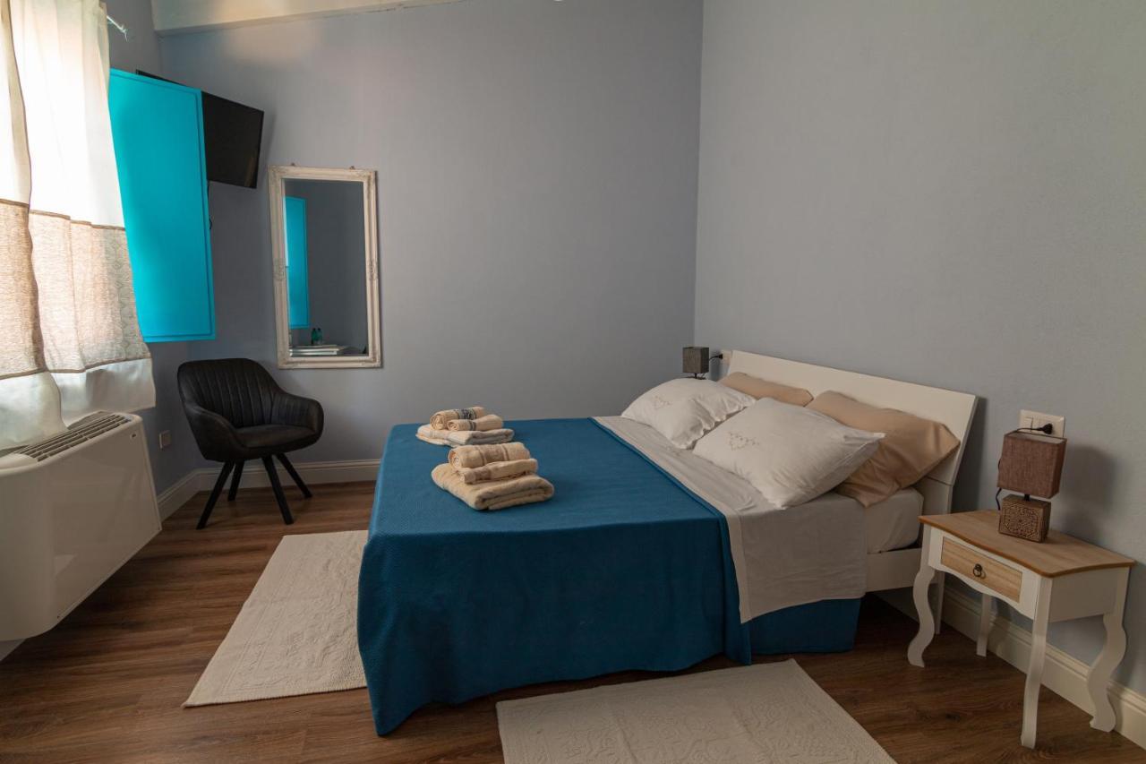 La Vecchia Dimora Bed & Breakfast Marrubiu Bagian luar foto