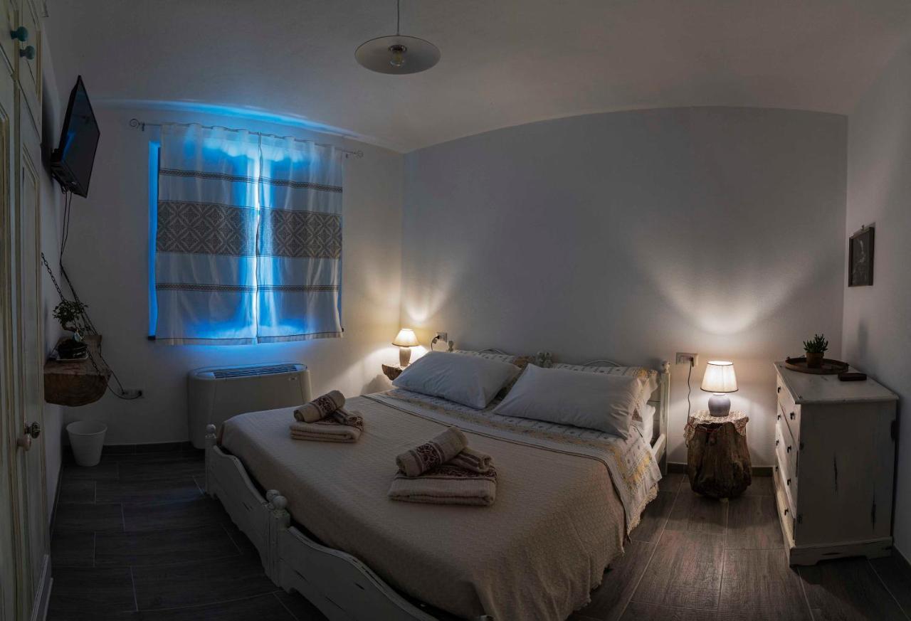 La Vecchia Dimora Bed & Breakfast Marrubiu Bagian luar foto